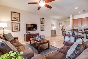 Townhome W/private Pool & Free On-site Water Park!