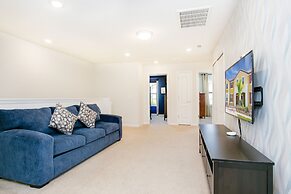 Townhome W/private Pool & Free Water Park!