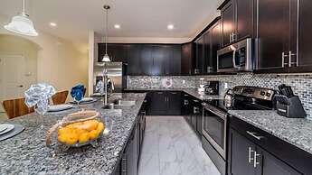 4716 Kings Castle Circle