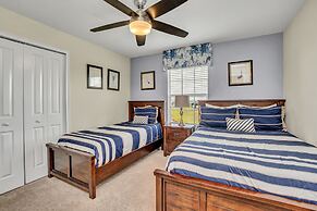 Pool Townhome 5mi to Disney Free Waterpark!