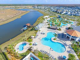 Pool Townhome 5mi to Disney Free Waterpark!