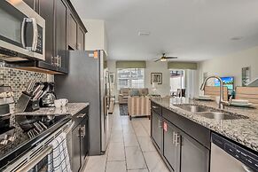 Pool Townhome 5mi to Disney Free Waterpark!