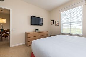 Cozy Condo W/private Balcony & Free Resort Access