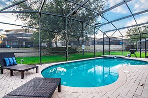 Spacious Home W/private Pool/spa & Free Waterpark!