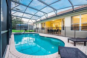 Spacious Home W/private Pool/spa & Free Waterpark!