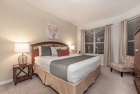 Spacious Home W/private Pool/spa & Free Waterpark!