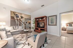 Spacious Home W/private Pool/spa & Free Waterpark!