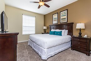 4024 Breakview Drive #203