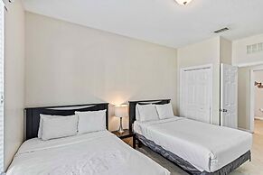 First Floor Vista Cay Condo W/free Resort Access!