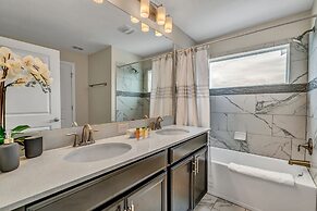 Private Pool Themed Bedrooms Free Waterpark!