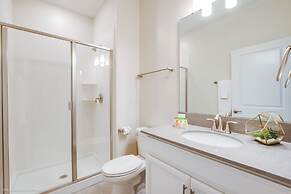 Stylish Home w/ Private Pool, 10 Min. From Disney!