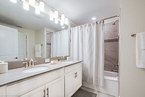 Stylish Home w/ Private Pool, 10 Min. From Disney!