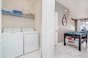 Beautiful, Modern Home W/private Pool! Near WDW