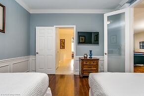 Freshly Remodeled Vista Cay Condo Near Disney!