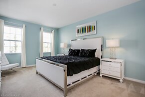 6112 Broad Oak Drive