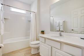 6112 Broad Oak Drive