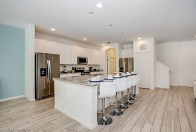 6112 Broad Oak Drive