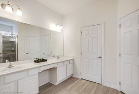 6112 Broad Oak Drive