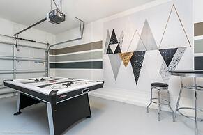 Beautiful Home W/private Pool & Spa, Near Wdw!