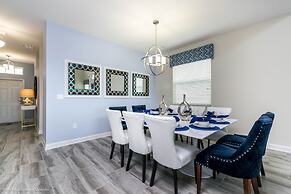 Beautiful Home W/private Pool & Spa, Near Wdw!