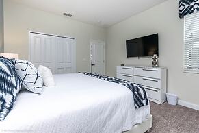 Beautiful Home W/private Pool & Spa, Near Wdw!