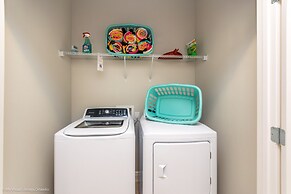 Private Pool/spa, Free Waterpark, Lazy River!