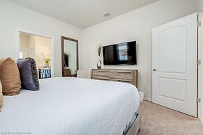 Private Pool Home w/ Spa, Game Room, BBQ & More!