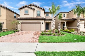 Private Pool Home w/ Spa, Game Room, BBQ & More!