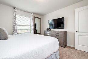 Private Pool Home w/ Spa, Game Room, BBQ & More!