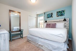 Private Pool Home w/ Spa, Game Room, BBQ & More!