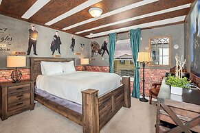 Villa! Private Pool & Game Room! Near Disney