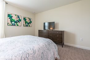 Stunning Villa W/private Pool & Spa + Game Room!