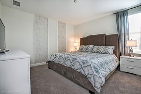 Stunning Villa W/private Pool & Spa + Game Room!