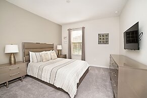 9009 Egret Mills Terrace