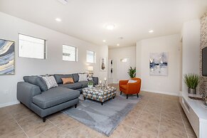 Large Villa W/private Pool & Game Room! Waterpark