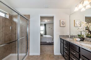 Large Villa W/private Pool & Game Room! Waterpark