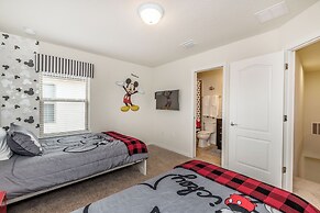 Large Villa W/private Pool & Game Room! Waterpark