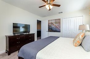 Gorgeous Home W/private Pool & Spa Sleeps 25!