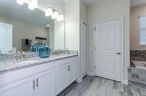 Gorgeous Home W/private Pool & Spa Sleeps 25!