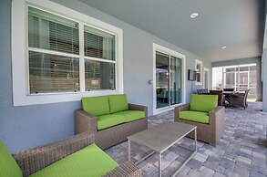 Gorgeous Home W/private Pool & Spa Sleeps 25!