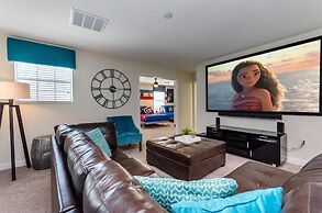 Gorgeous Home W/private Pool & Spa Sleeps 25!