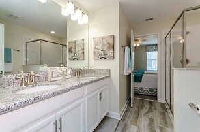 Gorgeous Home W/private Pool & Spa Sleeps 25!