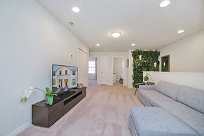 Townhome Splash Pool BBQ Free Water Park!