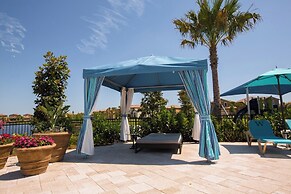 Townhome Splash Pool BBQ Free Water Park!