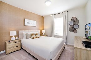 Townhome Splash Pool BBQ Free Water Park!