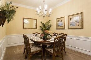 Condo W/view of New Orlando Eye!near Attractions