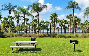 Condo W/view of New Orlando Eye!near Attractions