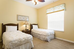 Condo W/view of New Orlando Eye!near Attractions