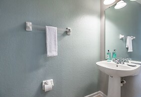 Updated Townhome, Near Conv Ctr, Universal & I-dr