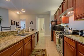 Penthouse w/ Spectacular Lakeview! Near Disney